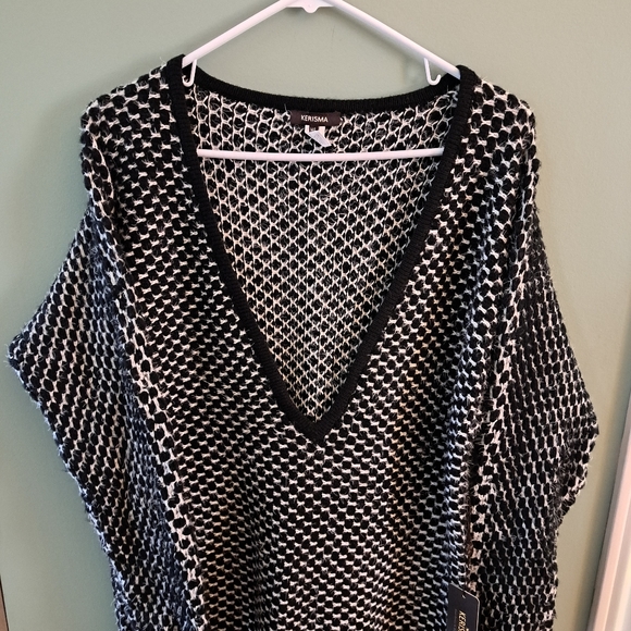 NWT  So soft! - Picture 5 of 5